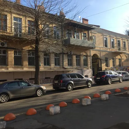 1 комнатная в районе греческой площади Апартаменти
